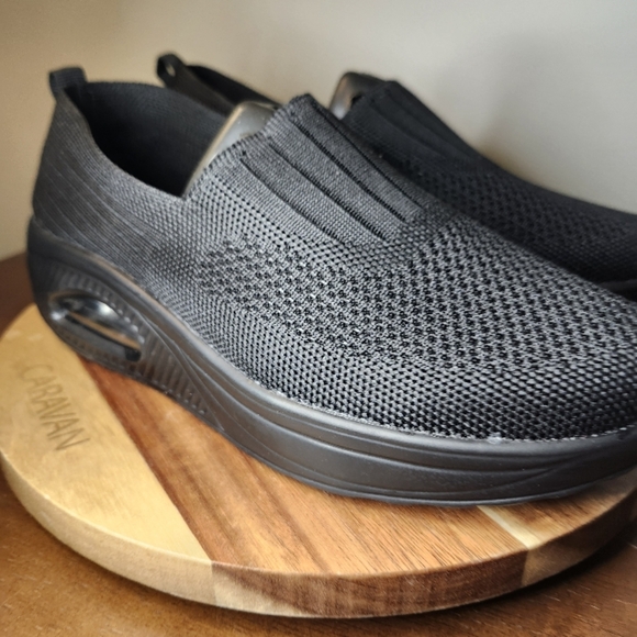 Black Women's Slip-On Shoes - Picture 5 of 6